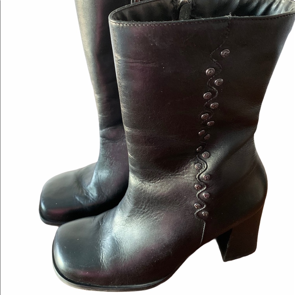 Harley Davidson EUC Studded Leather Heeled Boots